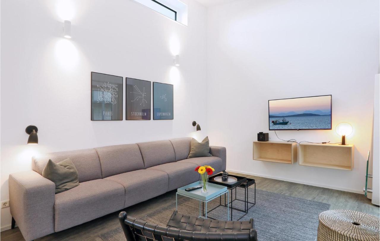 2 Bedroom Gorgeous Home In Lembruch-Duemmer See Eksteriør billede
