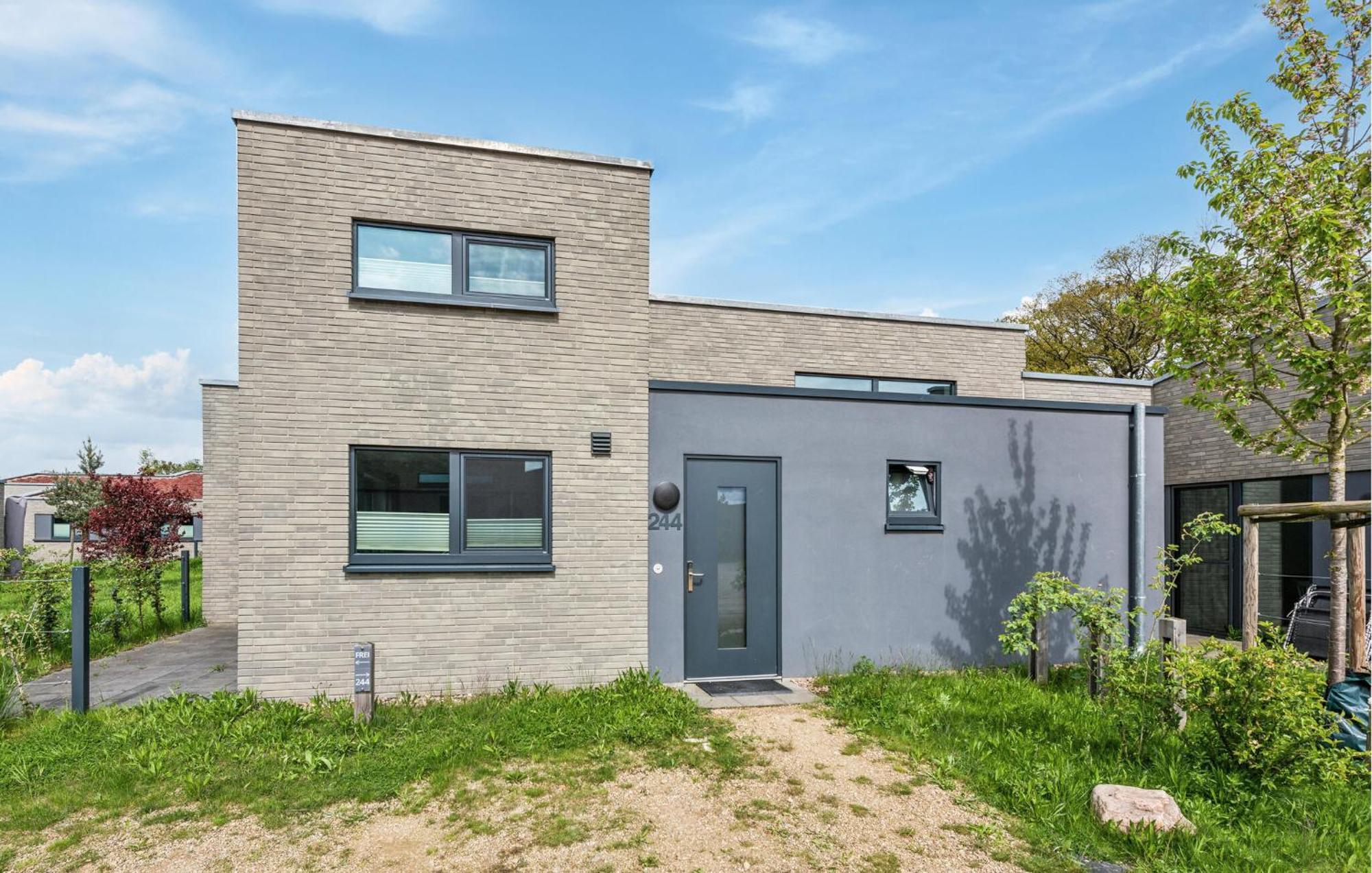 2 Bedroom Gorgeous Home In Lembruch-Duemmer See Eksteriør billede